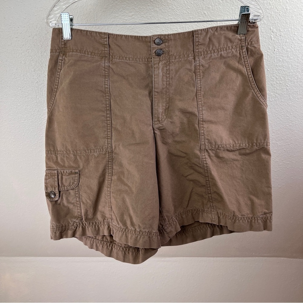 EDDIE BAUER MEECER FIT Brown Women’s Cargo Shorts. Size 8. 5 Pockets. Belt loops